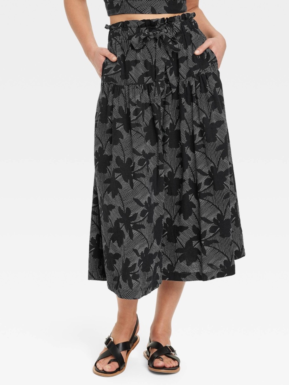 BLACK WHITE TIE WAIST BUTTON-FRONT MIDI SKIRT Floral XL Universal Thread Target
